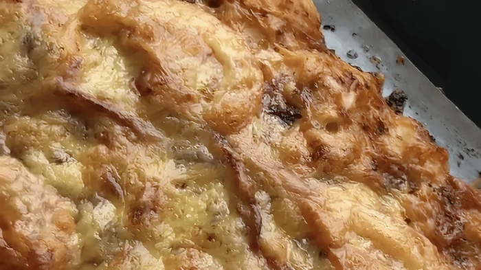 Ako vyrobiť pizzu z knedlí – kulinársky trik, ktorý zachráni večeru