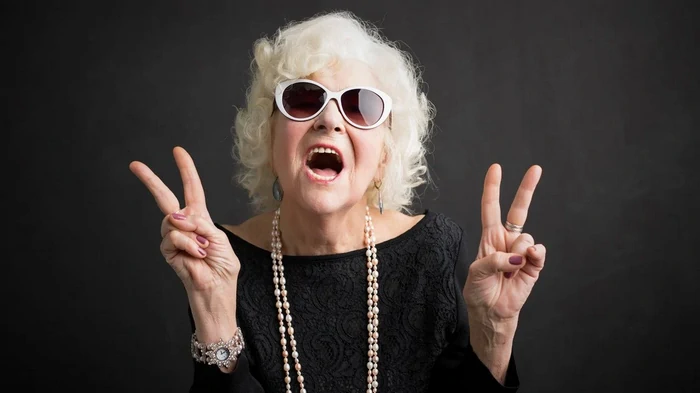 Čo sú „babičkovské večierky“ a prečo ich mladí rodičia nevítajú