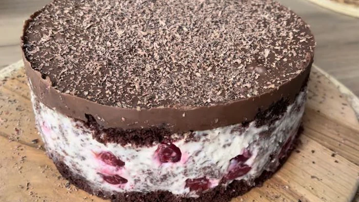 Koláč „Opitá čerešňa“ bez ďalších nákladov: domáci recept na rozpočet
